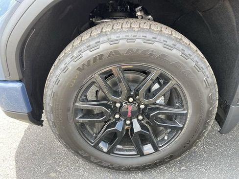 New 2026 GMC Sierra 1500 Elevation AWD/4WD image 10