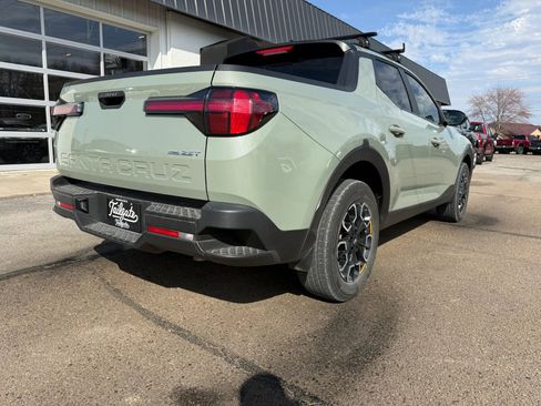 Used 2023 Hyundai Santa Cruz SEL Premium image 7