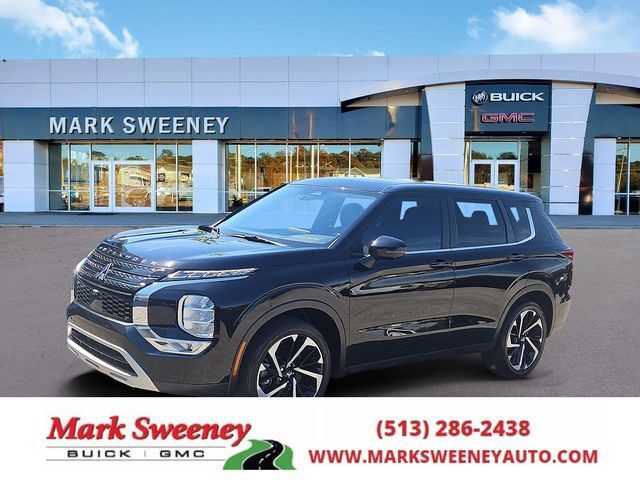 Used 2024 Mitsubishi Outlander SE Black Edition AWD/4WD image 1