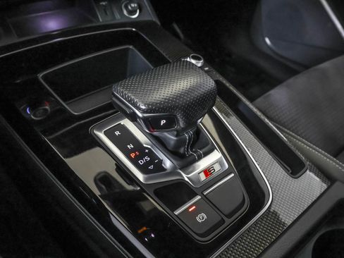 Used 2023 Audi SQ5 Premium w/ Convenience Package image 33