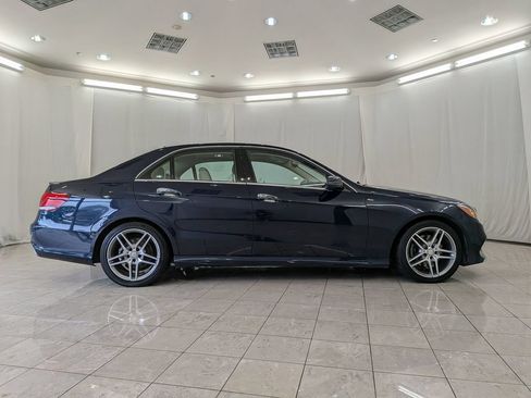Used 2014 Mercedes-Benz E 350 4MATIC Sedan image 11