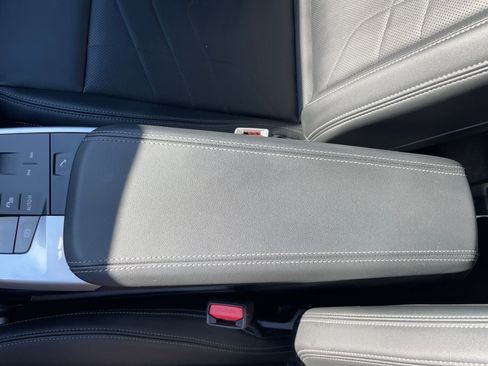 Used 2025 BMW X1 xDrive28i image 26