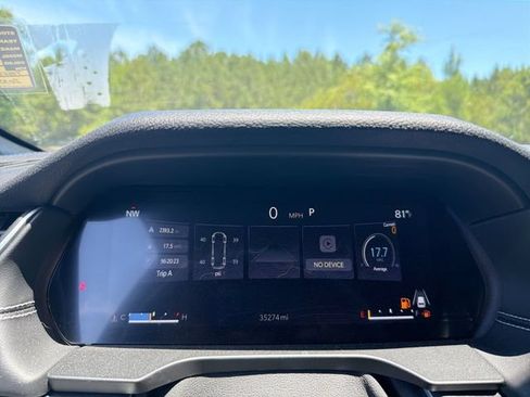 Used 2023 Jeep Grand Cherokee L Laredo AWD/4WD image 18