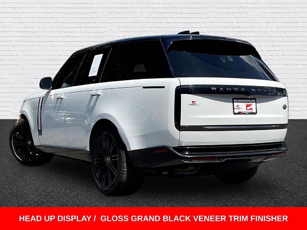 Used 2022 Land Rover Range Rover SE AWD/4WD image 4