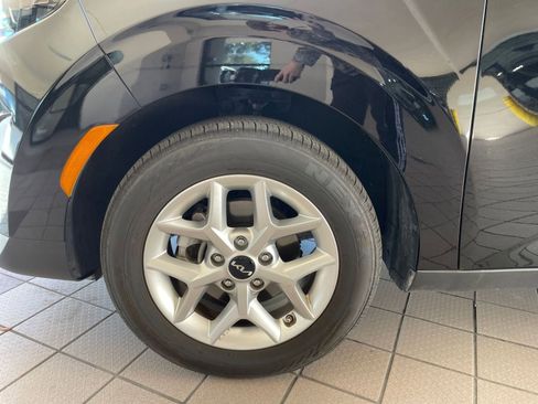 Used 2025 Kia Soul LX w/ LX Technology Package image 23