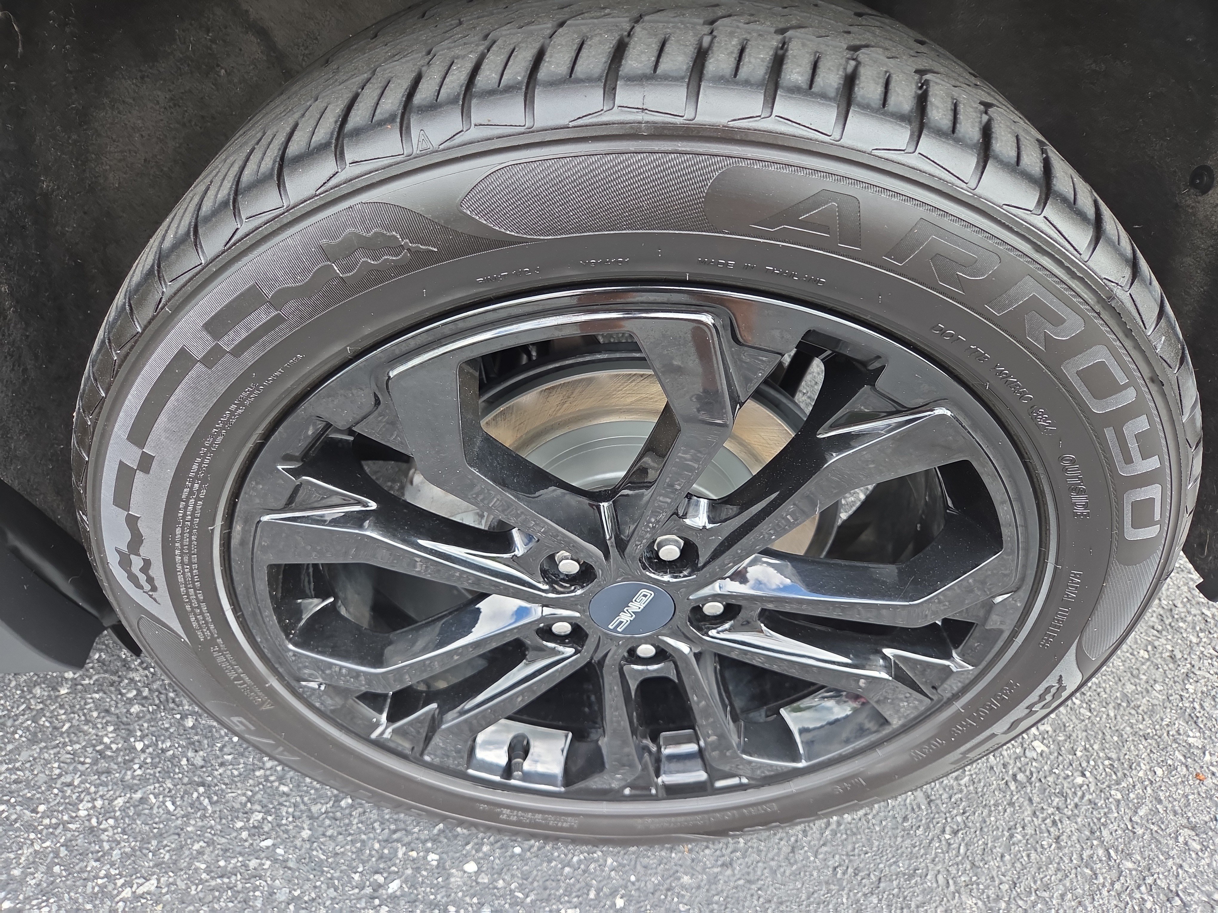 Used 2020 GMC Terrain SLT w/ Elevation Edition FWD image 12