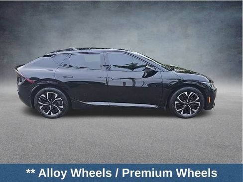 Used 2024 Kia EV6 GT-Line w/ GT-Line White Seat Package image 4