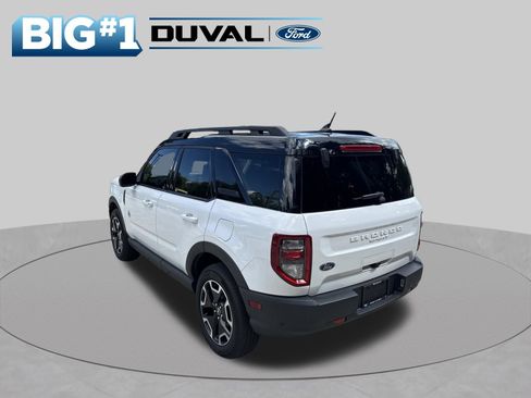 Used 2023 Ford Bronco Sport Outer Banks w/ Tech Package AWD/4WD image 4