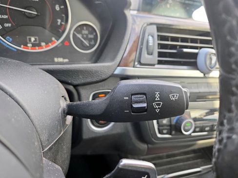 Used 2016 BMW 328i Gran Turismo xDrive image 18