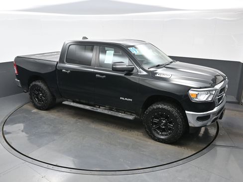 Used 2019 RAM 1500 Tradesman w/ SXT Appearance Group image 38
