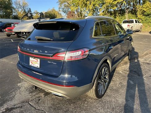 Used 2019 Lincoln Nautilus Reserve w/ Ultimate Package image 6