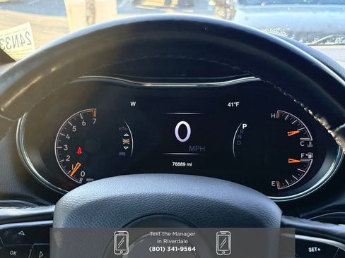 Used 2022 Jeep Grand Cherokee Laredo X image 21