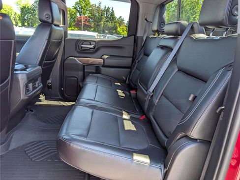 Used 2020 Chevrolet Silverado 1500 RST AWD/4WD image 16