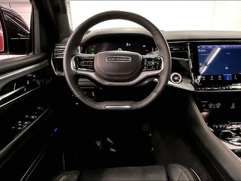 Used 2023 Jeep Grand Wagoneer Series III AWD/4WD image 6