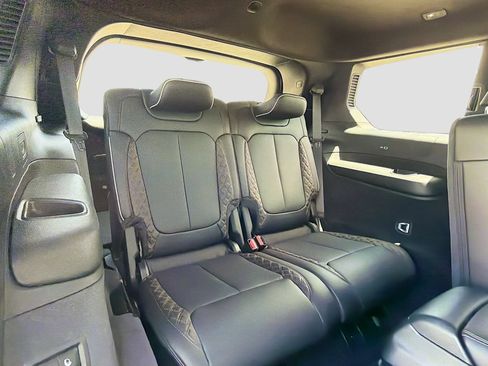 Used 2023 Jeep Grand Cherokee L Summit AWD/4WD image 34
