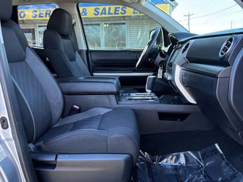 Used 2017 Toyota Tundra SR5 w/ TRD Off Road Package image 21