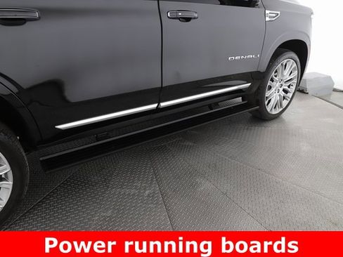 Used 2025 GMC Yukon Denali w/ Denali Reserve Package image 16