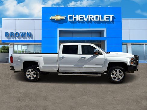 Used 2018 Chevrolet Silverado 2500 LTZ w/ Duramax Plus Package image 2