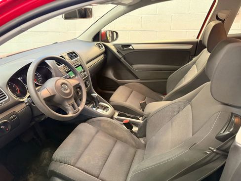 Used 2012 Volkswagen Golf 2-Door image 9