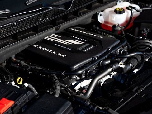 Used 2025 Cadillac Escalade V image 11