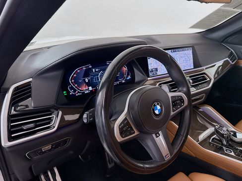 Used 2022 BMW X6 xDrive40i w/ M Sport Package AWD/4WD image 9