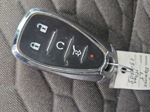 Used 2019 Chevrolet Equinox LT FWD image 29