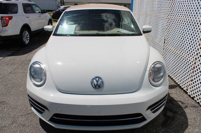 Used 2017 Volkswagen Beetle 1.8T S FWD image 3