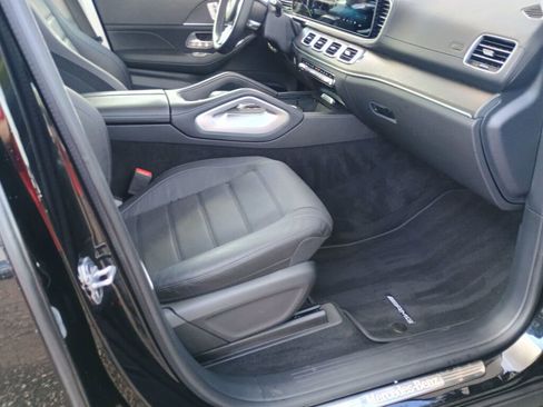 Certified 2023 Mercedes-Benz GLS 580 4MATIC image 22