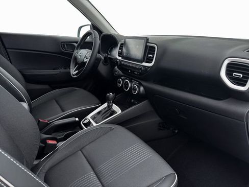 New 2026 Hyundai Venue SEL image 15