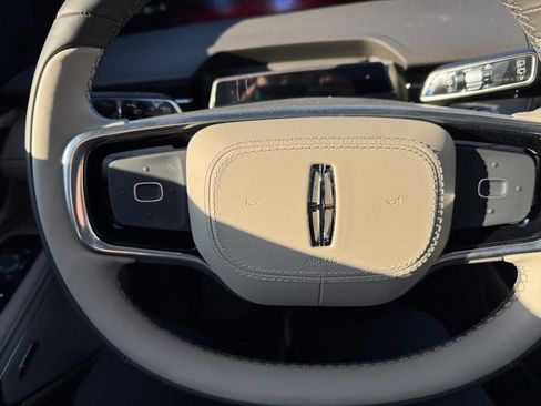 Used 2024 Lincoln Nautilus Premier w/ Equipment Group 102A image 20