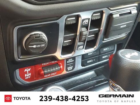 Used 2024 Jeep Wrangler Unlimited Rubicon 4xe w/ Capability Package AWD/4WD image 34