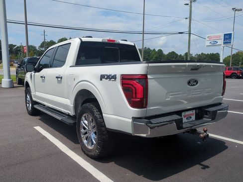 Used 2024 Ford F150 Lariat w/ Equipment Group 502A High AWD/4WD image 9