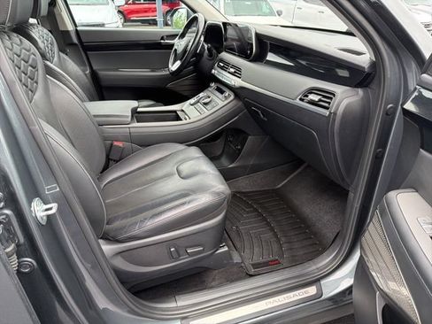 Used 2022 Hyundai Palisade Limited AWD/4WD image 14