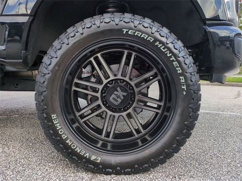 Used 2023 Ford F250 Lariat w/ Lariat Ultimate Package image 11