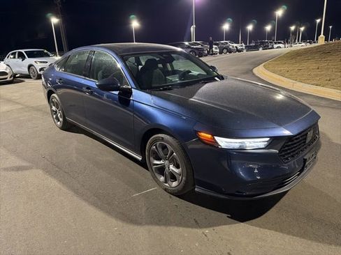 Used 2024 Honda Accord EX image 8