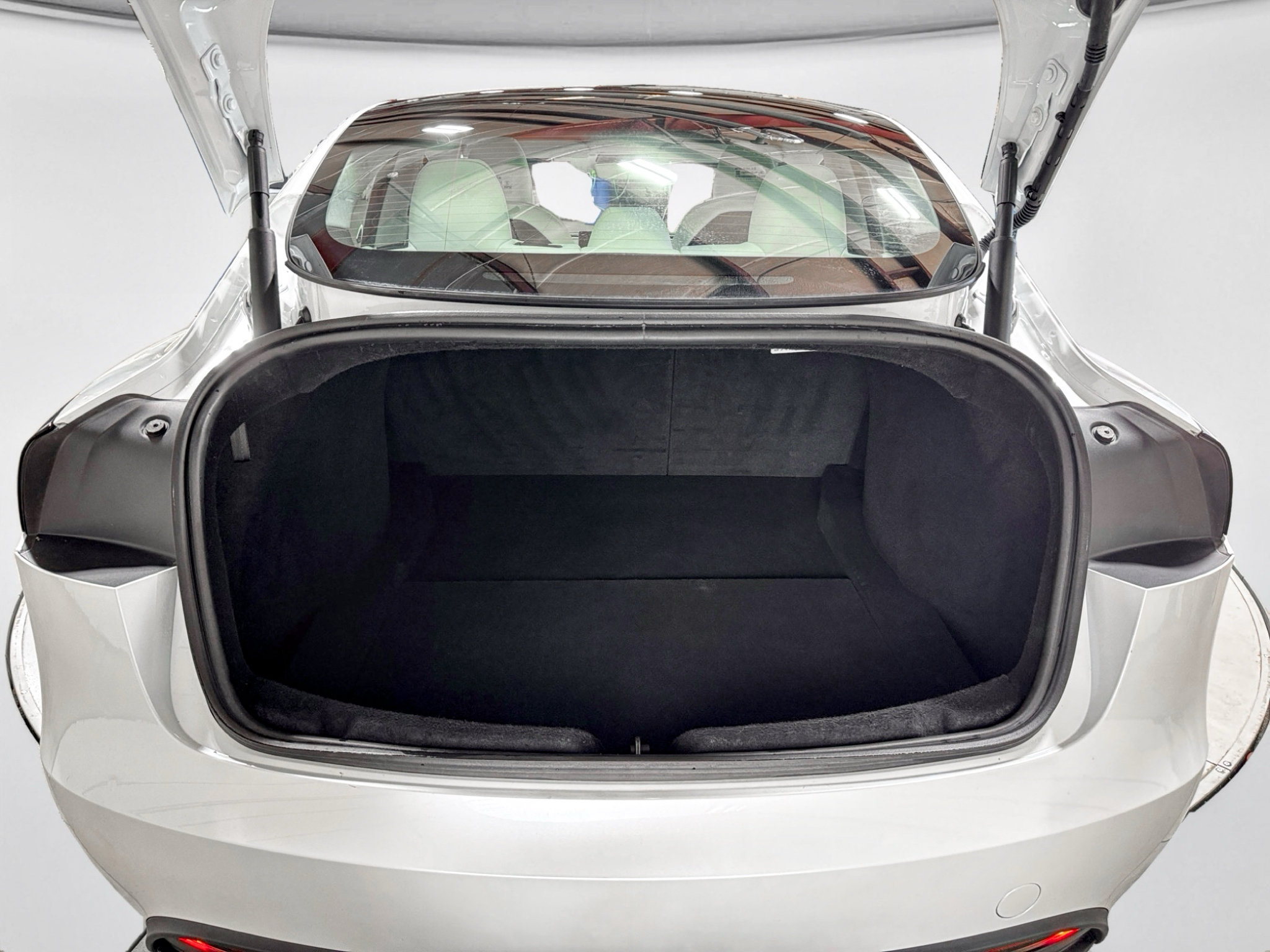 Used 2025 Tesla Model 3 Long Range RWD image 26