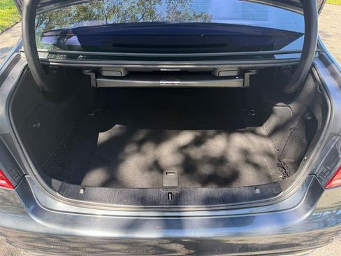Used 2014 Mercedes-Benz E 250 BlueTEC Sedan w/ Premium 1 Package image 16
