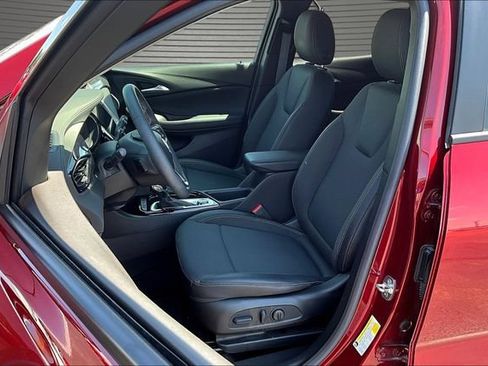 Used 2023 Buick Encore GX Select FWD image 19