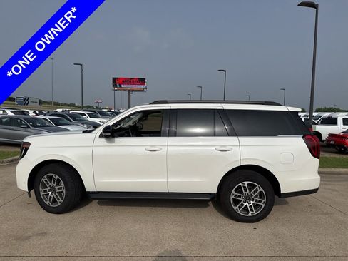 Used 2025 Ford Expedition Active RWD image 3