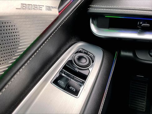 Used 2025 Chevrolet Corvette Z06 RWD image 30