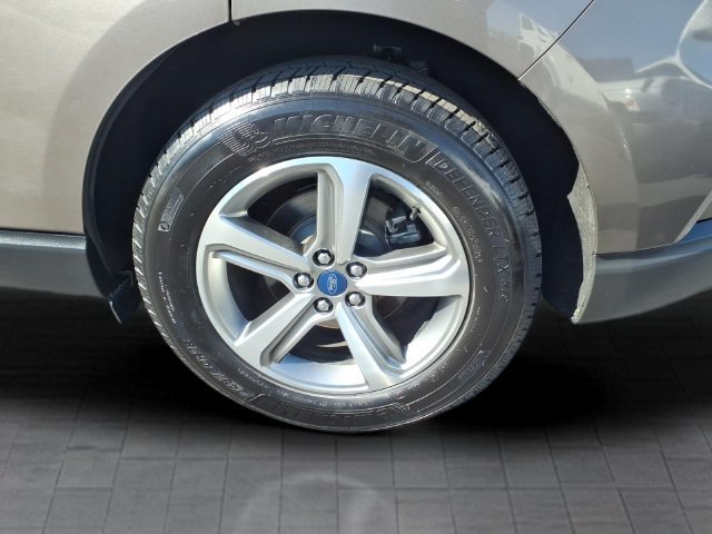 Used 2019 Ford Edge SEL w/ Equipment Group 201A AWD/4WD image 10