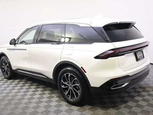 New 2026 Lincoln Nautilus Premier w/ Equipment Group 102A AWD/4WD image 3