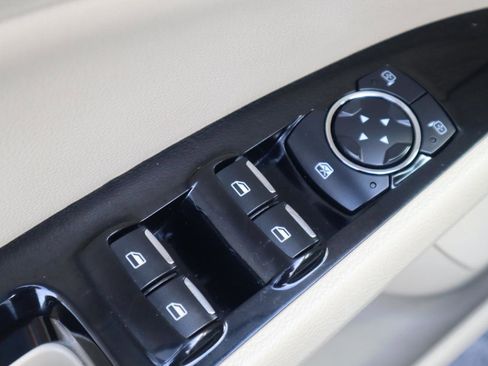 Used 2016 Ford Fusion SE w/ Equipment Group 202A image 53