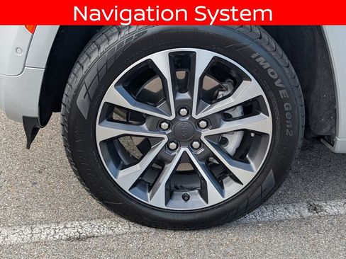 Used 2023 Jeep Grand Cherokee L Overland AWD/4WD image 9