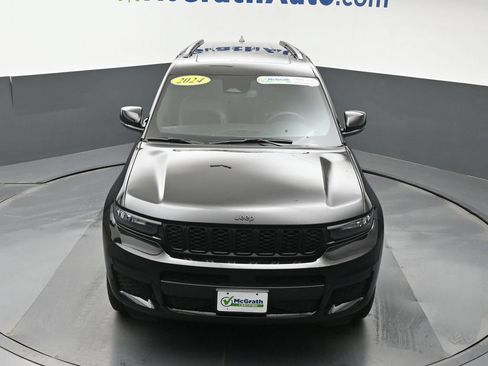 Used 2024 Jeep Grand Cherokee L Altitude AWD/4WD image 30