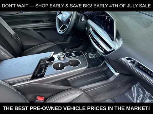 Used 2024 Cadillac Lyriq Luxury RWD image 20