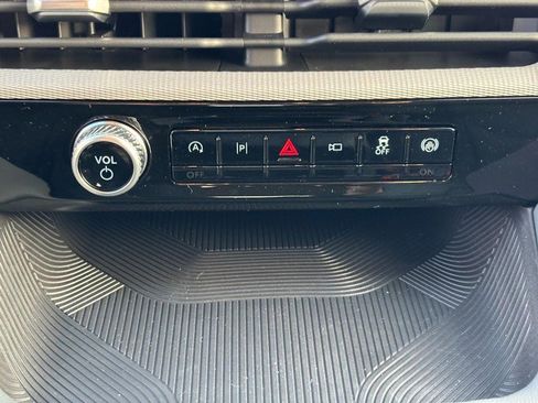 New 2026 Ford Explorer Active image 19