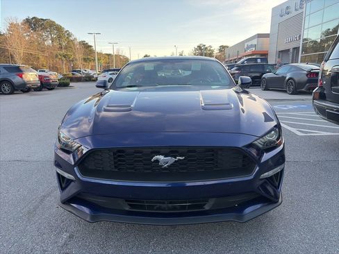 Used 2018 Ford Mustang Coupe w/ Equipment Group 101A image 2