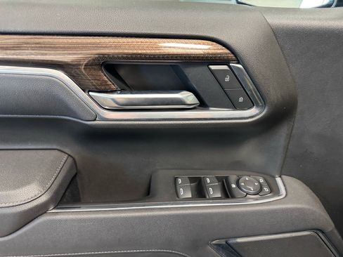 Used 2025 Chevrolet Silverado 1500 LT w/ Z71 Off-Road Package image 15