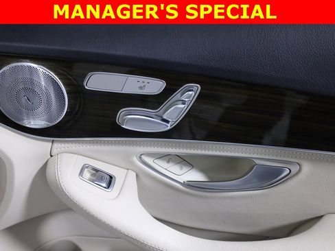 Used 2016 Mercedes-Benz C 300 4MATIC Sedan image 54